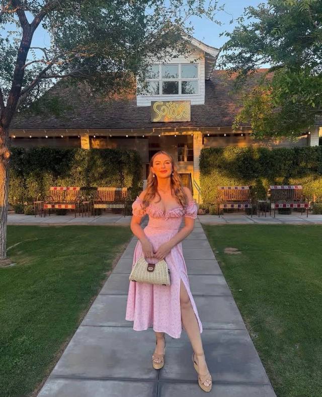 Looking for a male sugar baby. Who is honest, loyal, and trustworthy. no age limit