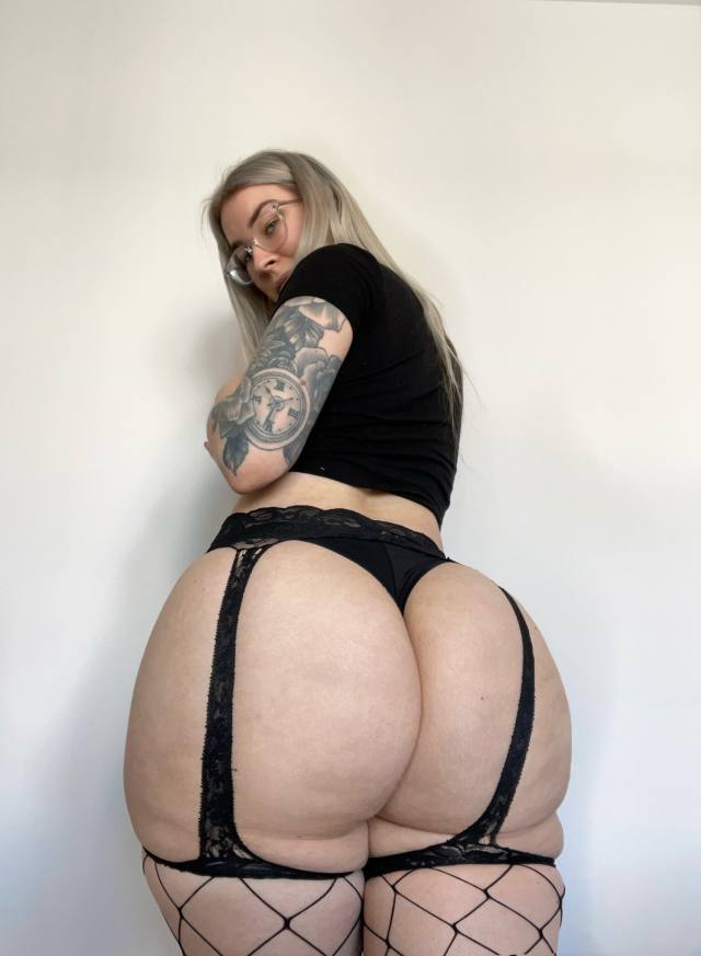 8454539459-Naughtiest✅Curvy Ass And Clean Pussy✅ Doggy Styled💦Anal, Greek 💋 IN Call☎️ OUT Call☎️CAR Call and Also sell Herbs&