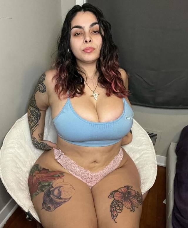 🍑SNAPCHAT-“Beautycosmic12”📲📞 +1(803)2072104 Linda   ” AMERICAN Beauty QueenMy soft touch with some nuru massage soft tight pi