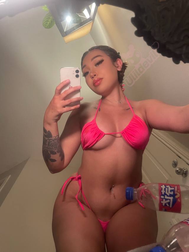 I accept payment in person text message: +18042009745 let meet up and I sell content 💦 dm for any kind of party favors ‬ 🫦🍑