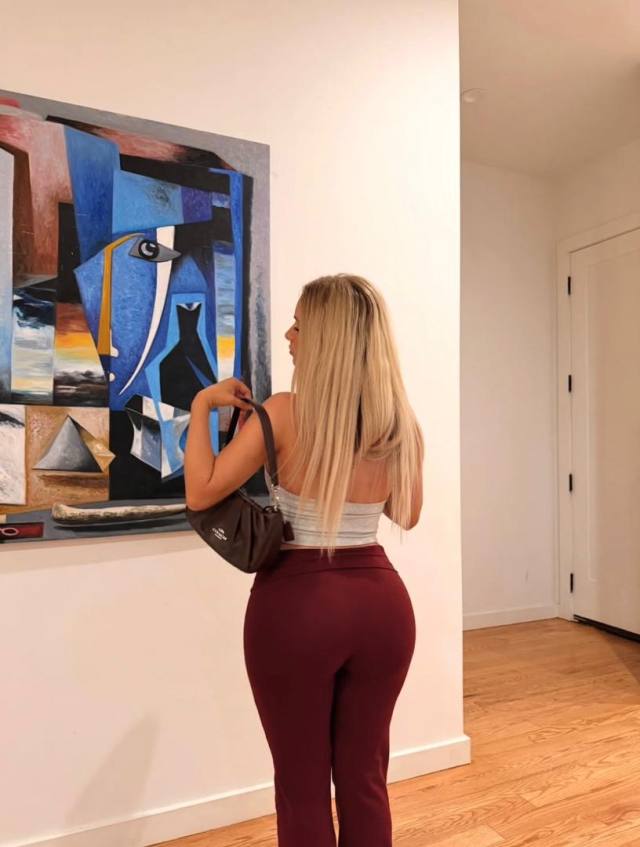 Wendy Latino Real licensed therapist I’m a naughty squirter I give full body massage with sex and blow job🍆🍑💦