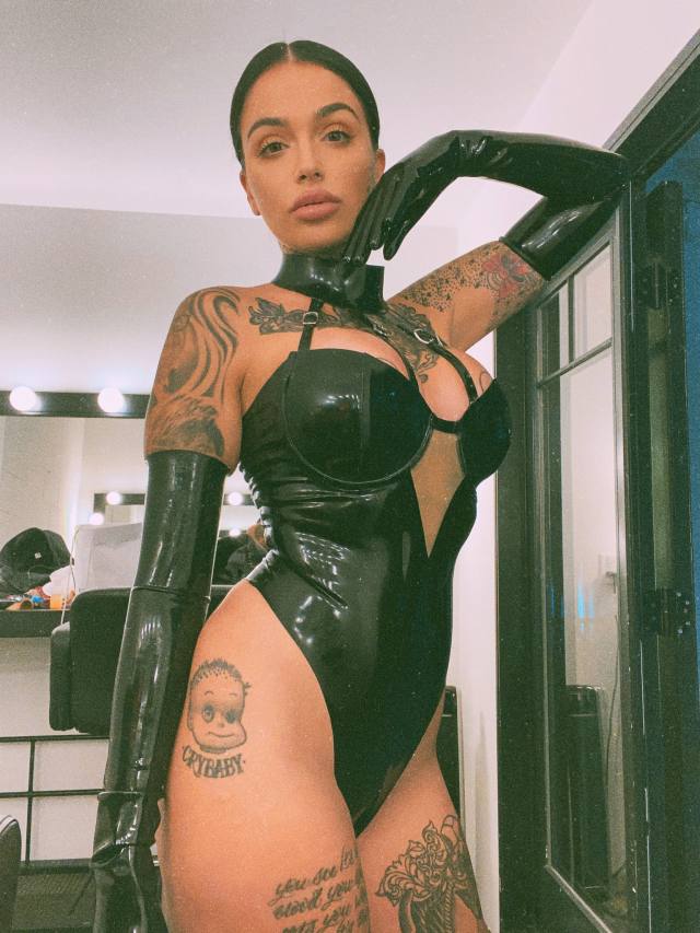 SNAPCHAT👻 LEIGHLAINEY OR TEXT 5042250051 FOR FUN 👅 !!! 💦💦🍆🍆 👅👅🍑🍑