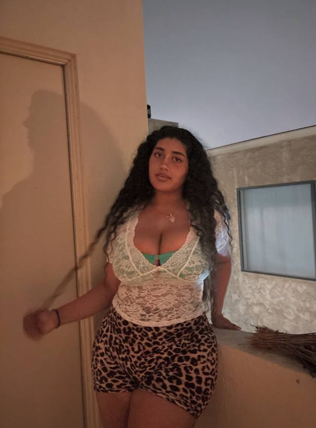 [Verified Escort ✅] I’m available for hookup and escorts service  🥵💧💦🍑