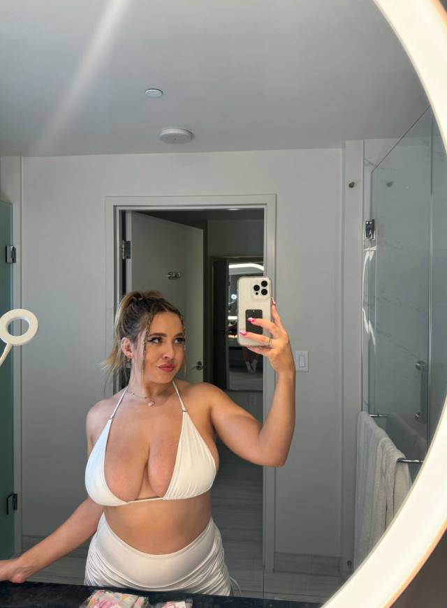 Down for hookup fun sex🍆🍑👅💧💦💦💦