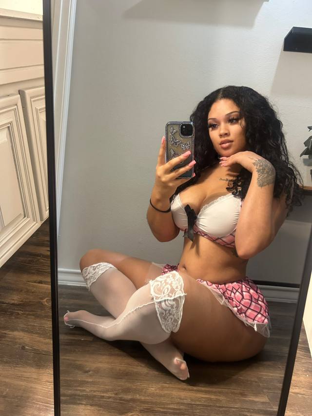 I’m available for hookup and fun , nasty content 💦👅 text me +19375941602 telegram: Cassandraam