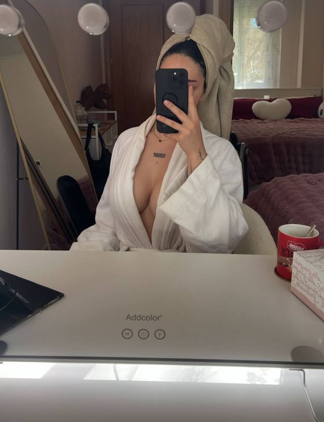 I’m Leah Sophia (859-460-6452) available for both Incall and outcallWhatsApp ; (859-460-6452) TELEGRAM; leahsophia304   SIGNA