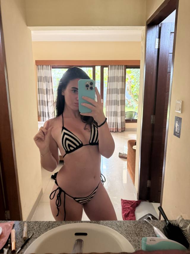 Verified ✅ Escort. Hit me up 7794296180 💯 Real and hot escort Available for both incall and outcall❤️❤️❤️