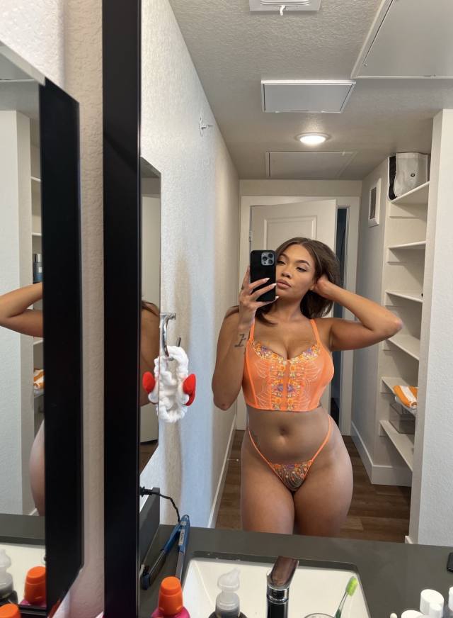 I’m available I do meetup along with crazy anal,cowgirl,69, 💋doggie, oral sex,blowjob, Nuru massage before and after sex! 779