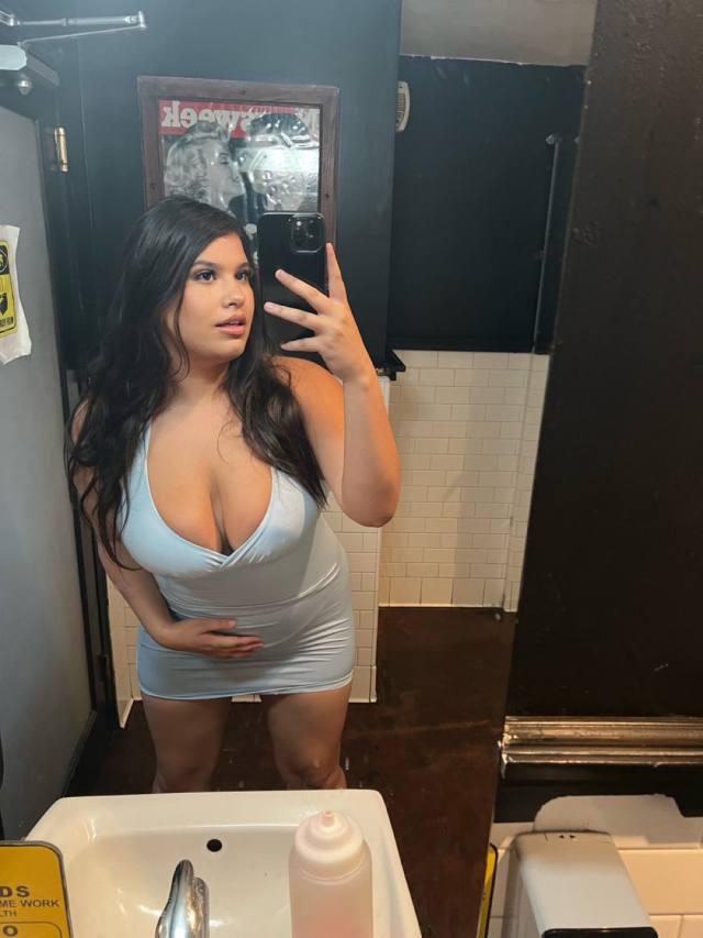 Hey I’m Katherine by name, I’m available for all type of sex service and I sell nice content, FaceTime fun and videos at chea