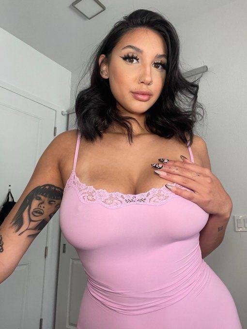 I’m jessica Brian I'm available for meetup fun add text me on 9852964325