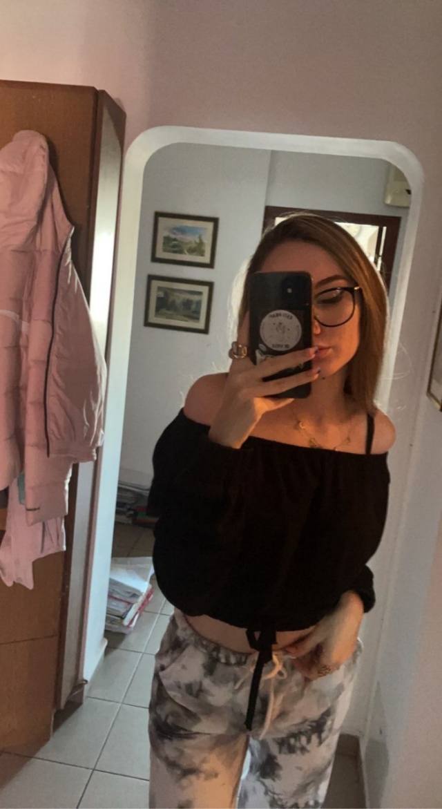 FACETIME FUN,NASTY VIDEOS FOR SELL ALL THREE HOLES AVAILABLE..... I DO ANAL ALSO ....... MOST IMPORTANT I AM GOOD AT MAKING A