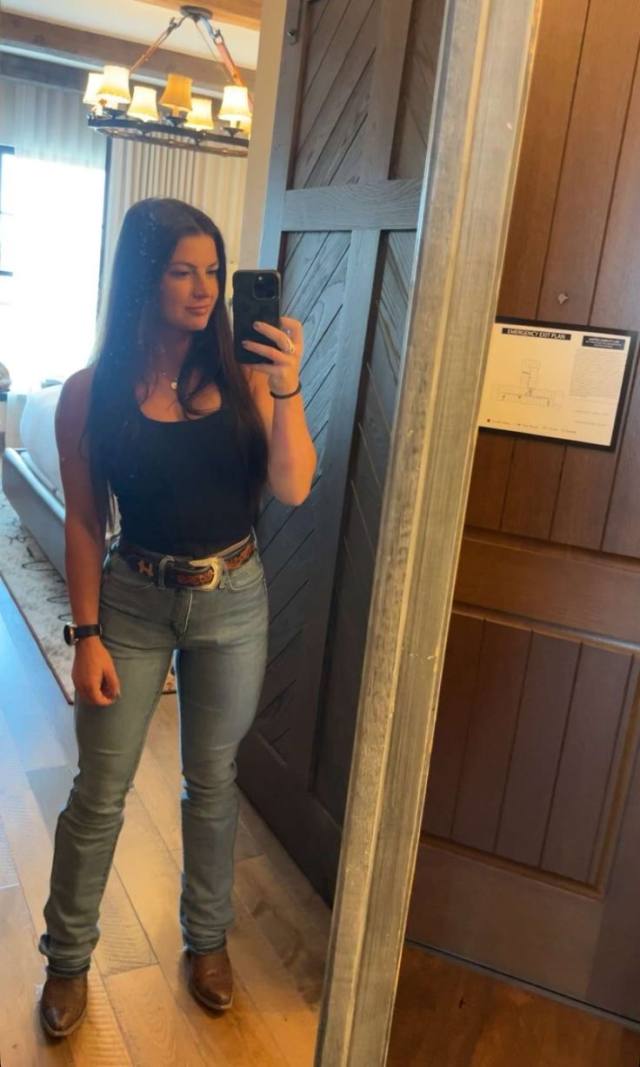 Single and searching 😍