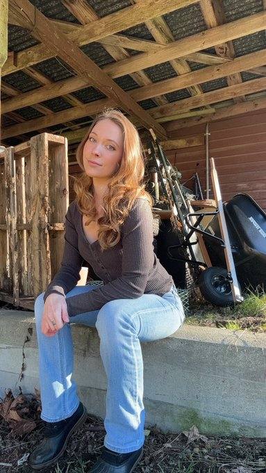 I’m a cute clean DDF white.Single,Female Escort down for hookup🥰❤️.