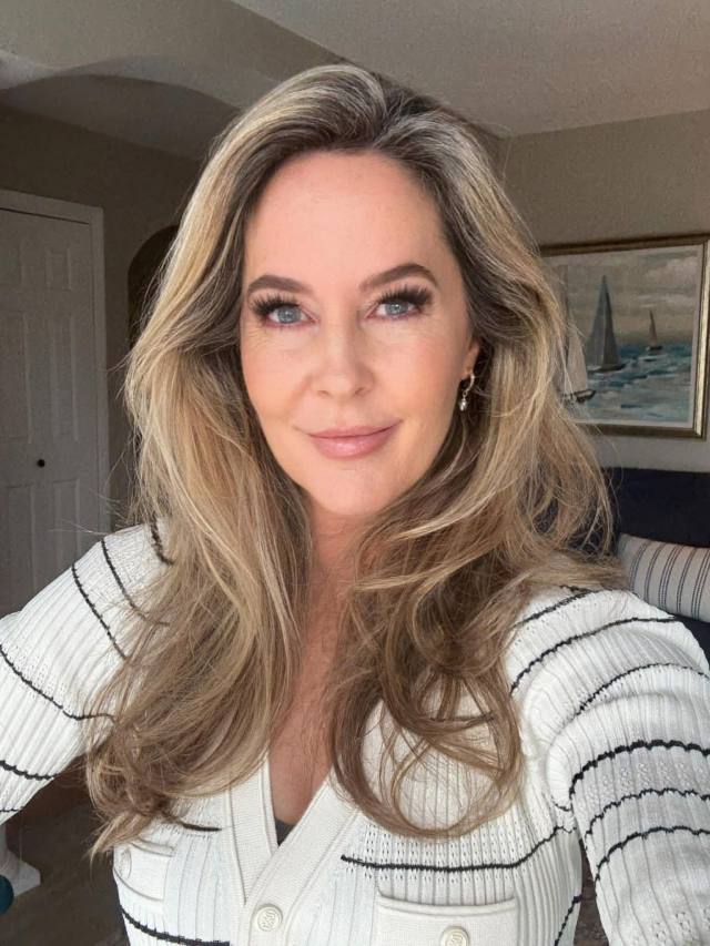 I'M A SPECIALIST & LICENSED MASSAGE THERAPIST CATERING TO MEN WHO NEED A PROFESSIONAL MASSAGE IN A PERFECT RELAXED SETTING