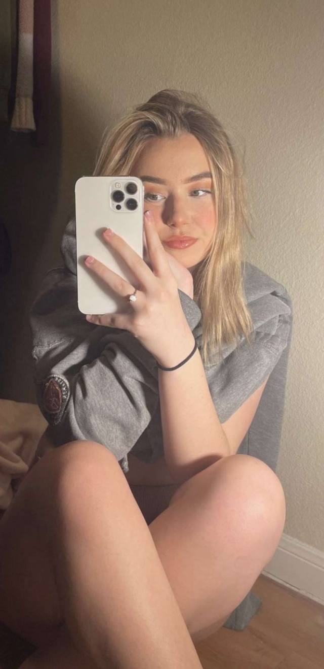 Mommy wants  to sneak around while hubby isn’t looking.. tele:Spacdom