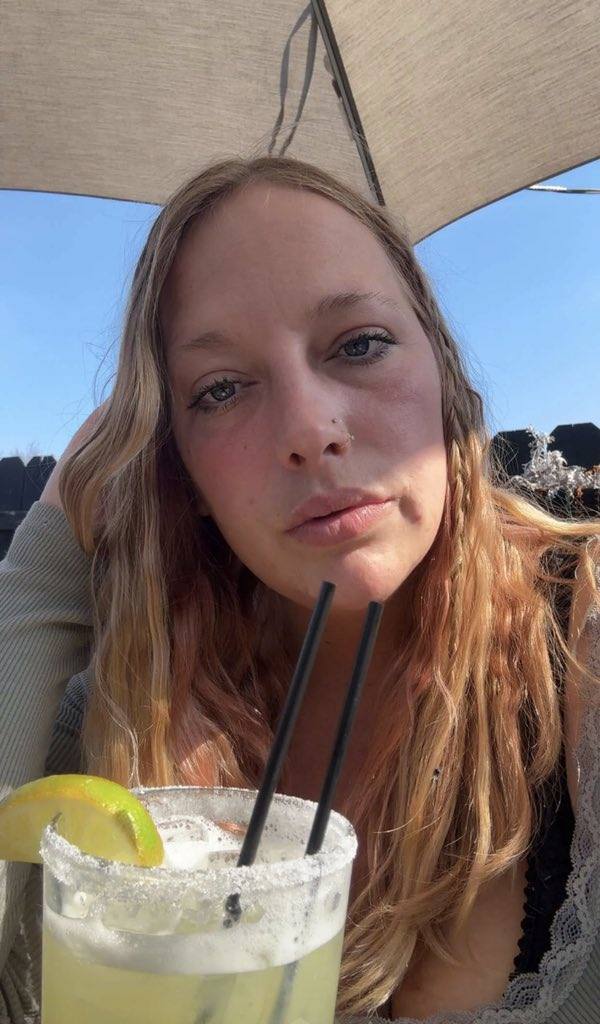 I’M MICHELLE BY NAME  I’M  LOOKING FOR A SERIOUS RELATIONSHIP THAT WILL LEAD TO MARRIAGE  💍 💕,😍I believe life is better when