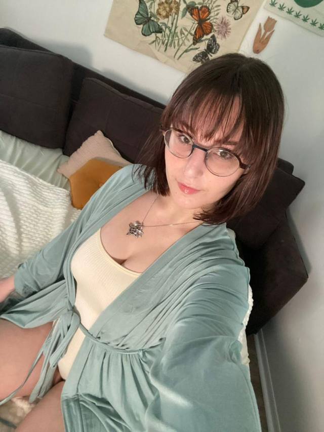 Horny wet pussy
