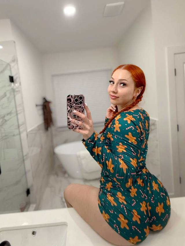 Payment In person 👅❤️Curvy 💋 Erotic ❤ Juicy🍑🍆💦 imma suck the hell outta your d**k and fuck you so good