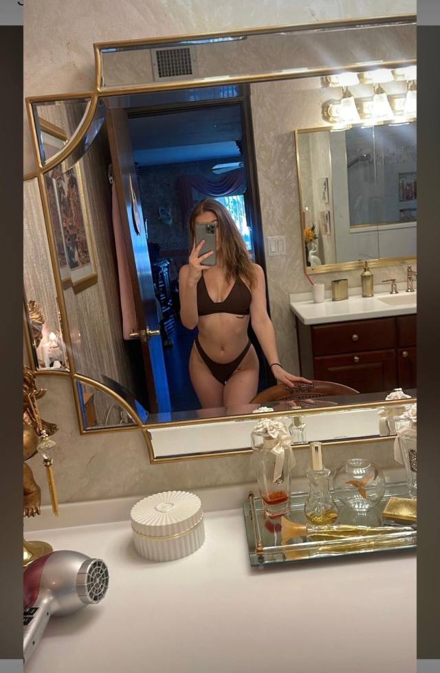 🫦🍑IM A WET !!!SEXY BADDIE and HOTTEST CHICK IN TOWN 🍑😘💋