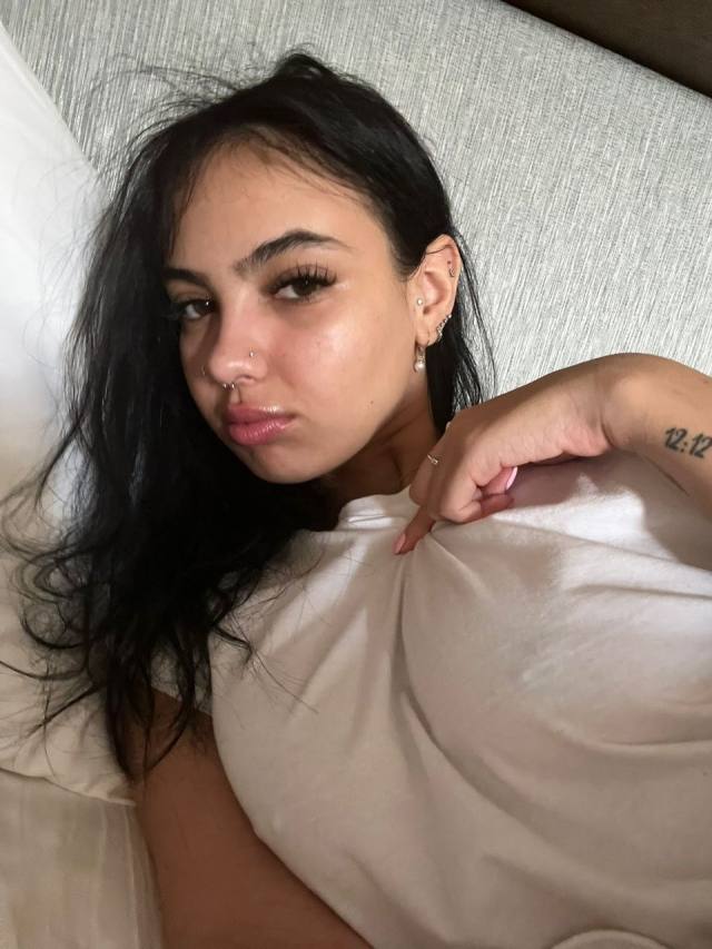 I’M AVAILABLE FOR🥒🥵 FULL SERVICE WITH NO RESTRICTION 💦VERY ROMANTIC AND SEXY,I Can visit or host  💚 And Car Call also Availab