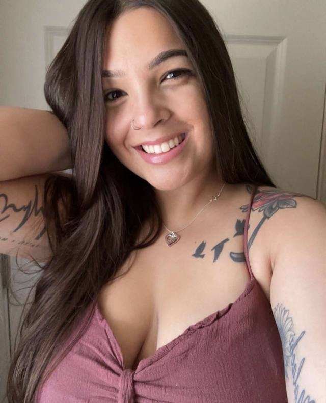 Hey hun💋 I’m Nikki. I squirt 💦 and ready to explore passion and pleasure. +12015899418