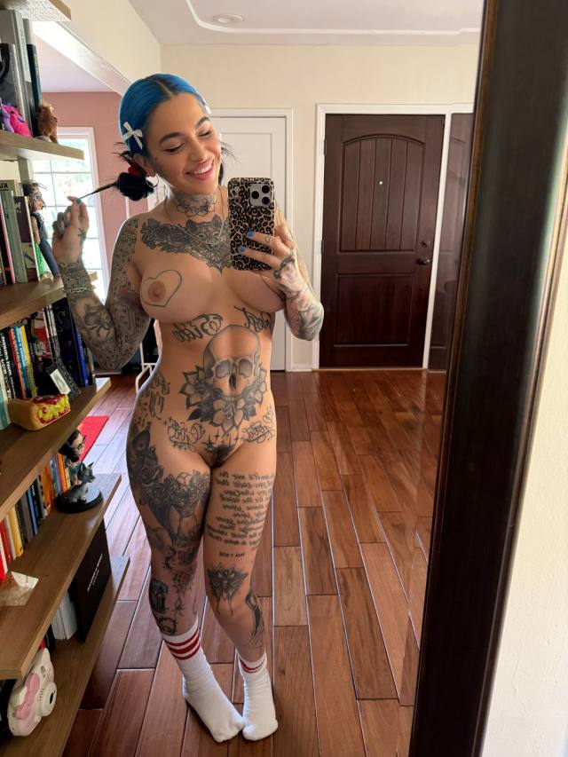 BOOK YOUR MEETS dm for menu & be deposit ready. Incall, Outcall, Quick car session ❤️