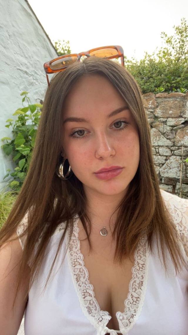 MEET AND FUCK