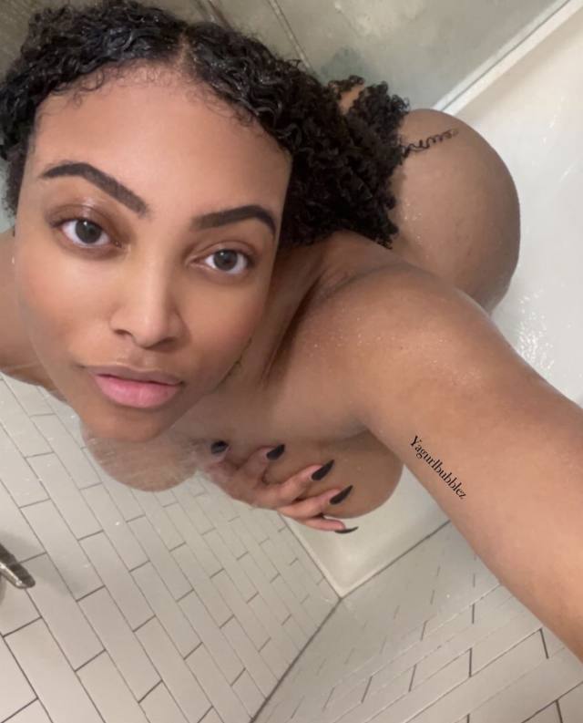 Horny wet pussy
