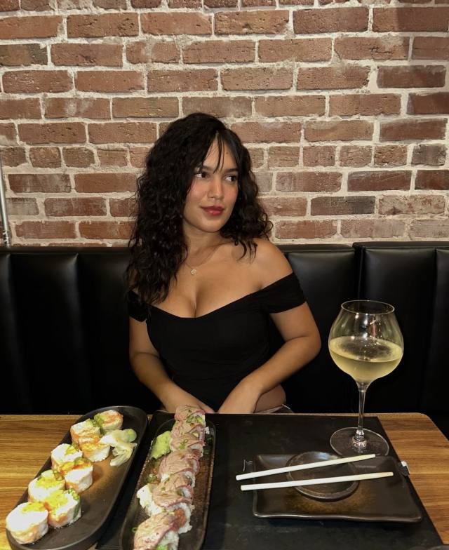 A provider seeking a partner (SUGAR MOMMY/dating )