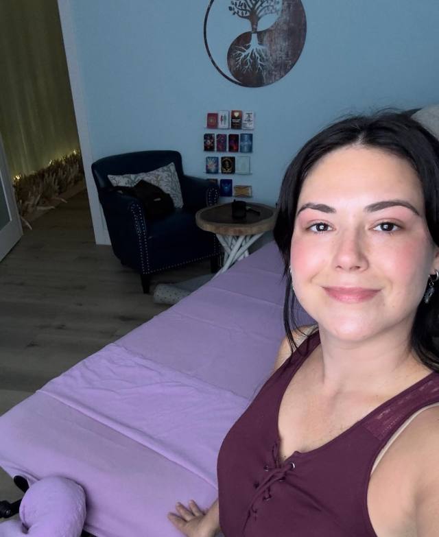 I'm a certified and a professional masseuse therapist