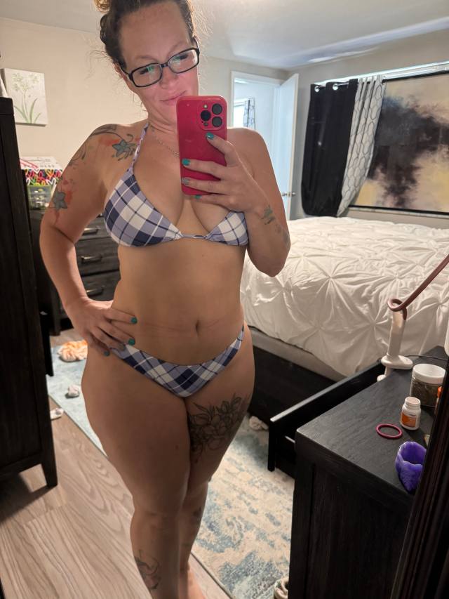 NO PAYMENT REQUIRED- SEXY SINGLE MOM FOR MEET AND FUCK AS LONG AS YOU KNOW HOW TO USE YOUR DICK 🍆🍑🍆💦.
