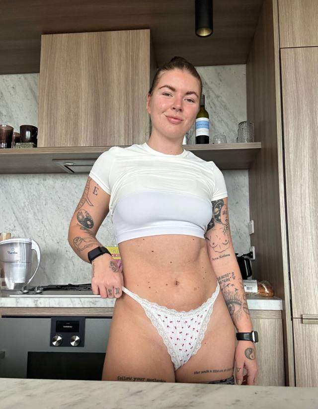 NO PAYMENT REQUIRED- SEXY SINGLE MOM FOR MEET AND FUCK AS LONG AS YOU KNOW HOW TO USE YOUR DICK 🍆🍑🍆💦