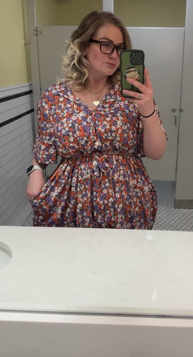 I am available for any kind services. I offer basically Swedish massage, a Tantric massage and Nu massage erotic massage 🍆🍑💦🍆