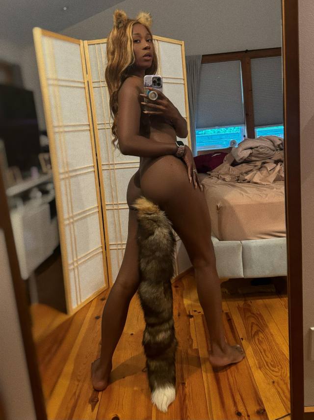 REAL SEXY BLACK TRANS AVAILABLE FOR MEETUP, FUN AND NASTY FETISH SATISFACTION 🍆🍆🍆💦💦