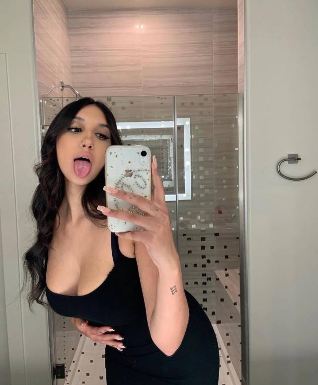 Hi I’m 👅🍆sweet, polite and juicy READY 4 SU'CK & FU'CK💓 ESCORT