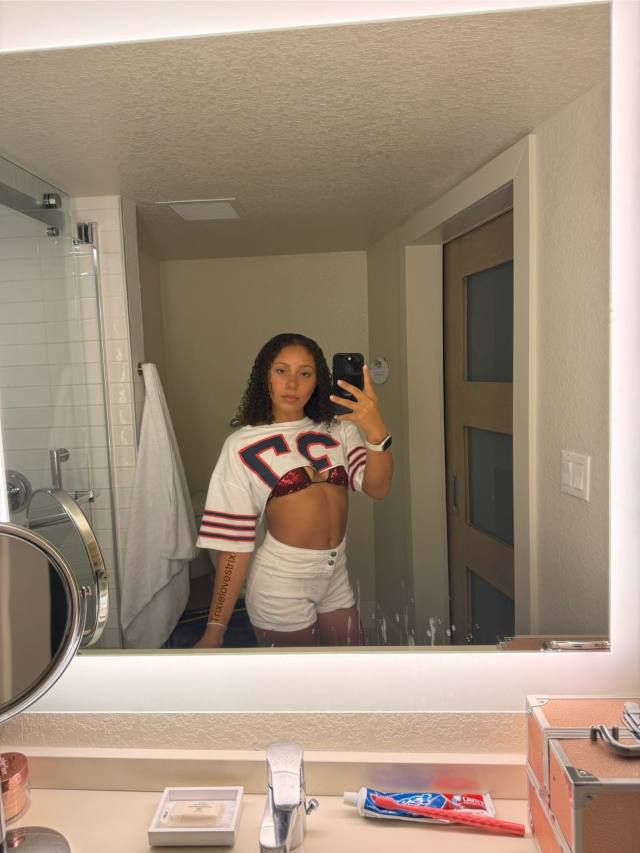 Exclusive Velvet Lounge: Discreet Connections for Open-Minded Adults{Private Invite-Only Hotel Suite Orgy Party 🎊 (18+)