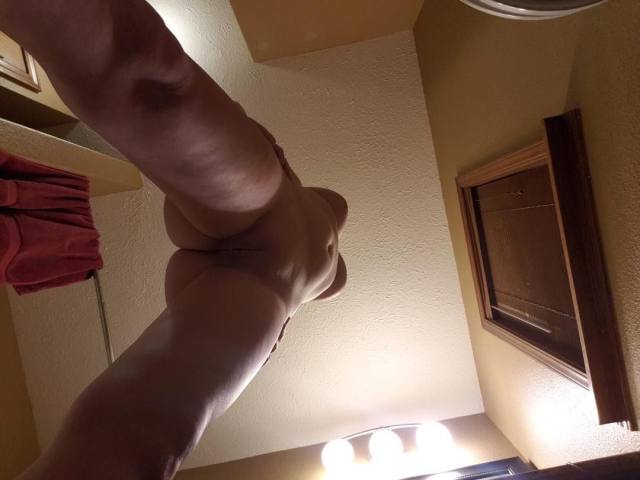 Hot GIRL READY FOR HOOKUP discount on 2hrs for 100$ my cell phone no:(470) 209-5256 , tel:(470) 209-5256