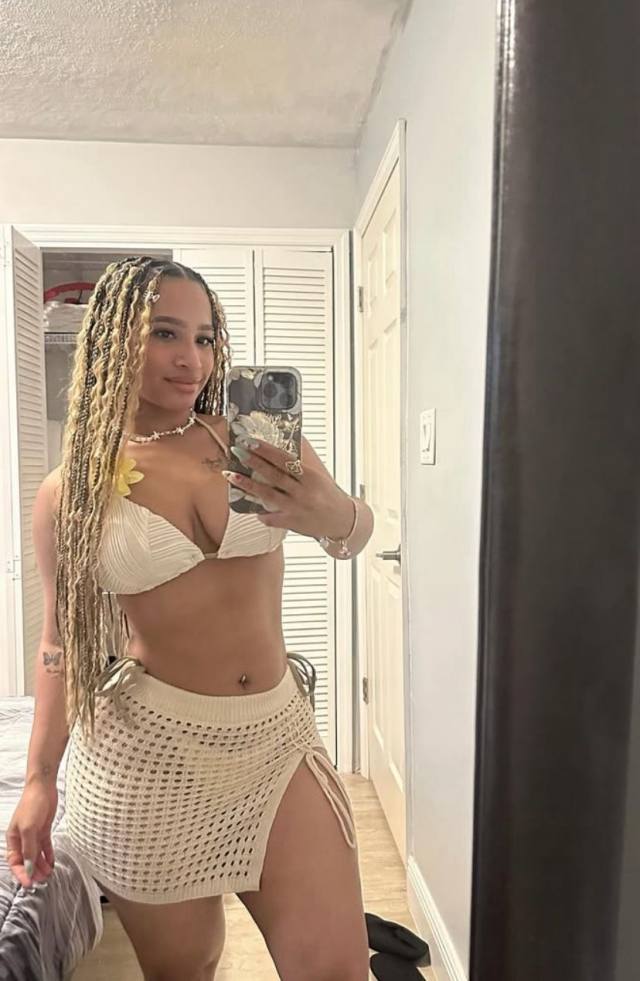 JUICY PUSSY IN YA AREA AVAILABLE FOR BOTH INCALL AND OUTCALL SERVICES AT DOPE  RATES💦💦💦💦💦🍆❤ I DO FACETIME AND SNAPCHAT SHOW A