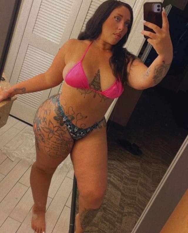 Text me +1 502-286-1995‬ . IM AVAILABLE FOR SOME SWEET FUN💦💦 RIGHT NOW TO GET LAID AND FUCKED TO HARD. DM WITH YOUR LOCATION