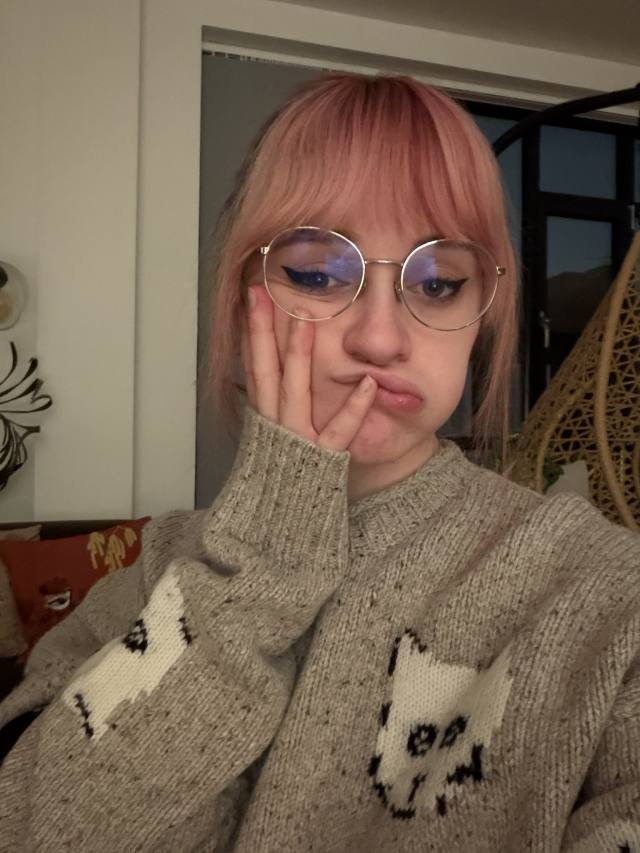 Am new here ❤️Am available for fun ✔️video chat me telegram… @mhcamy