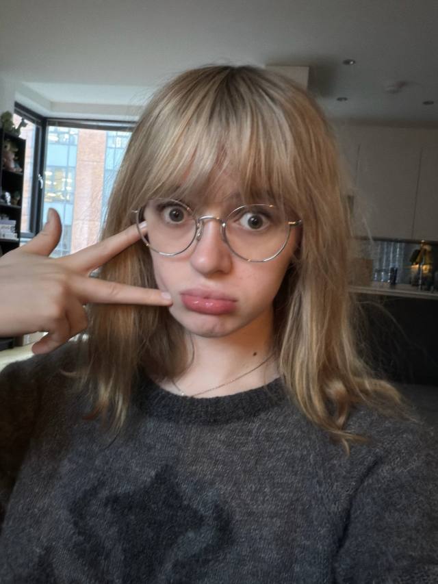 ALL TWO HOLES ARE OPEN 🥰🥰🥰🥰