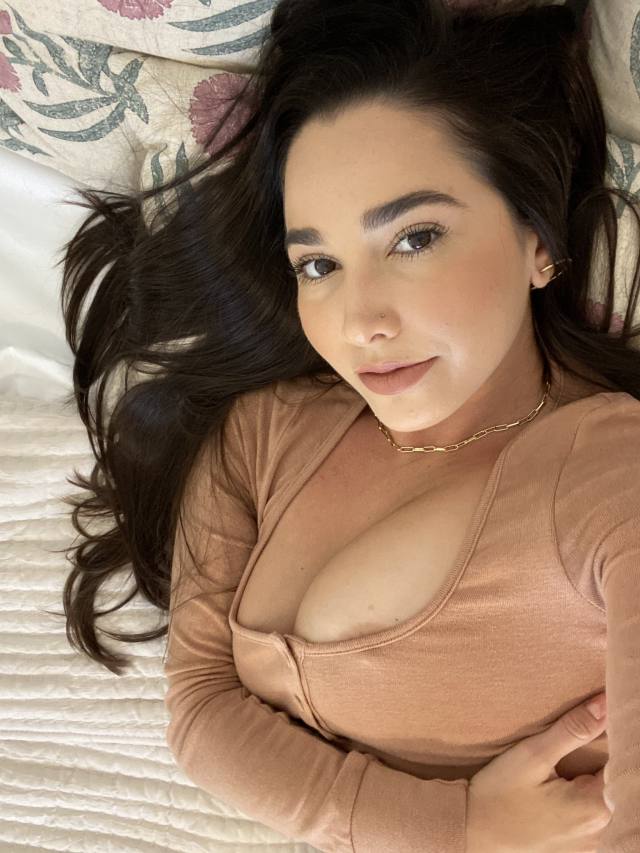 I'M Ashley ACTIVE 24/7 FOR FULL BODY MASSAGE 😍AND 😋HOT SEX 🍆Blowjob😋 PROVIDER🥵TEXT/CALL 5082391036