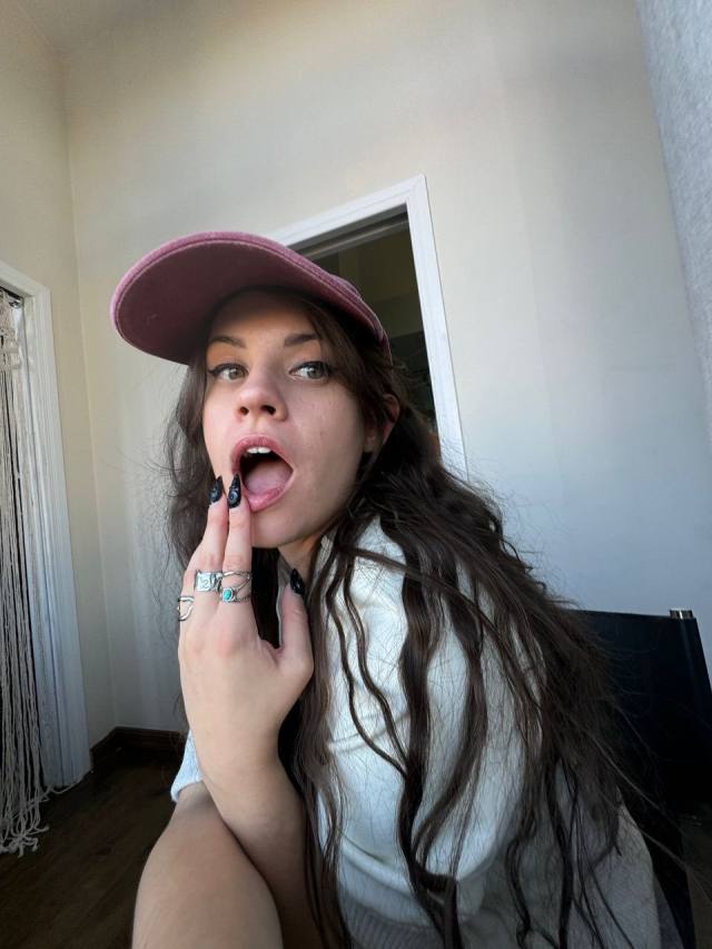 IM LOOKING FOR A SERIOUS RELATIONSHIP WITH A MATURE MEN ONLY