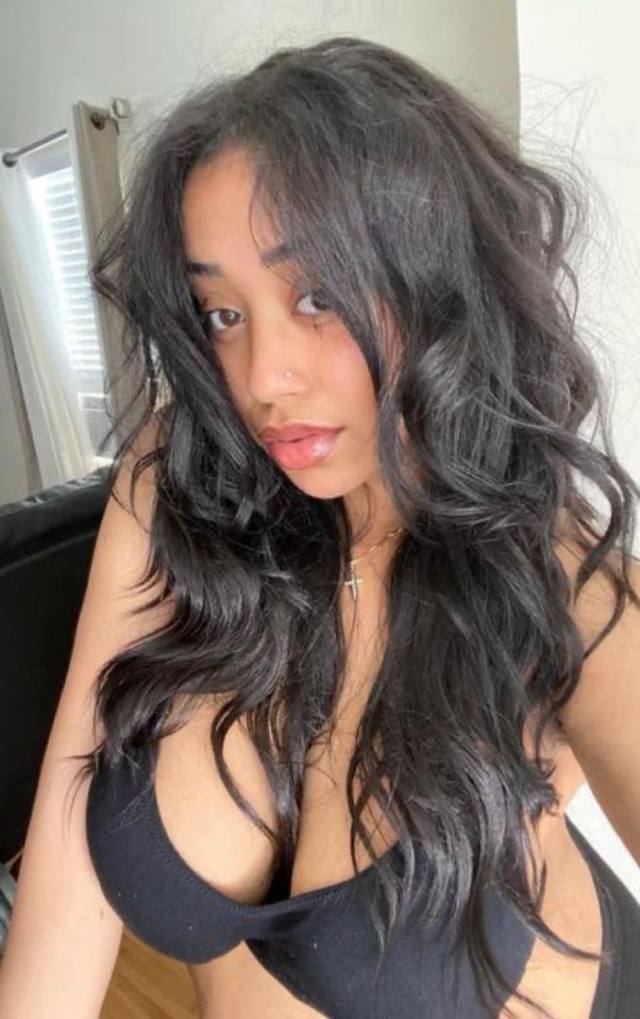 Hot 🥵 Sexy girl in town ready to give incall, outcall and date*** +14147312630