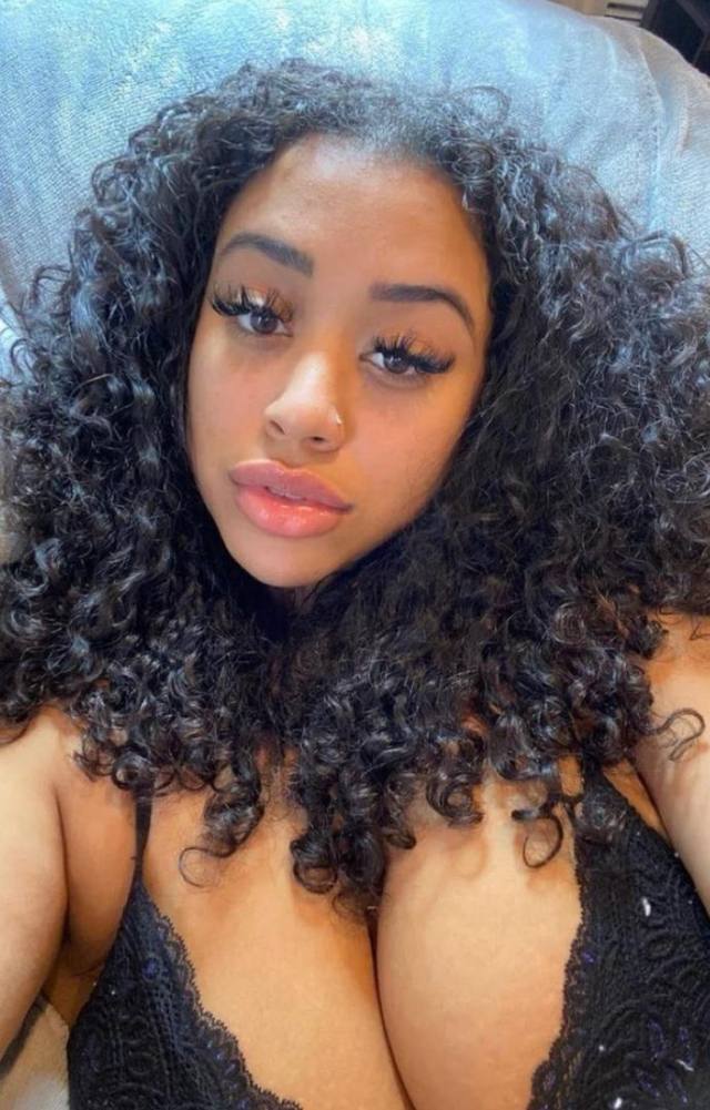 Hot 🥵 Sexy girl in town ready to give incall, outcall and date*** +14147312630