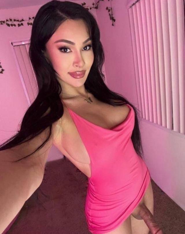 I’m jasmine😊Professional you should try🍑💦,love to party ,I’m flirty ,I got a clean hygiene ,all Favour’s Available Ice,❄️whit