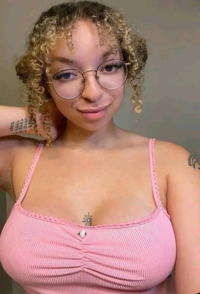 I’m available for hookup and message