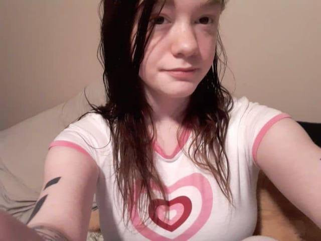 I’m down for hookup real time fun xxxx I’d like to be discreet if that suits you send a Dm.