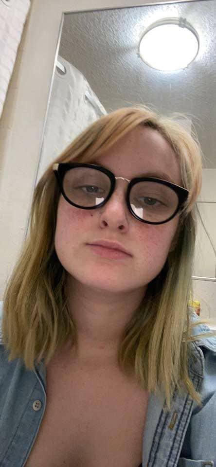 Hi love! ❤️ I’m available, and I render the best services ever 🍑🍆💦❤💋 !! Ready to eat me up? Text me on 757 888 5732