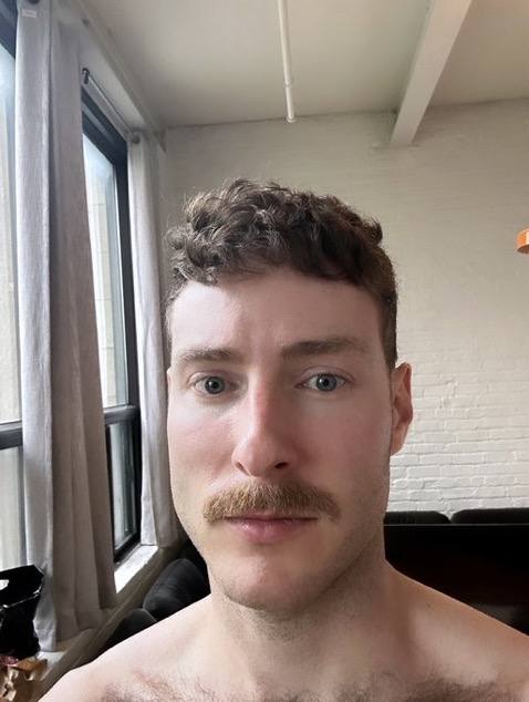 Hey 😘😍 GAY , straight ,   Down to fuck & Pro Massage Therapist 💆‍♂️💦🍆🍑 Slide in, let’s get wild 🔥🥵 New clients: +30 min free